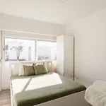 Lazy Point Caparica Villa