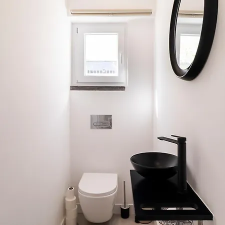 Lazy Point Caparica Costa de Caparica