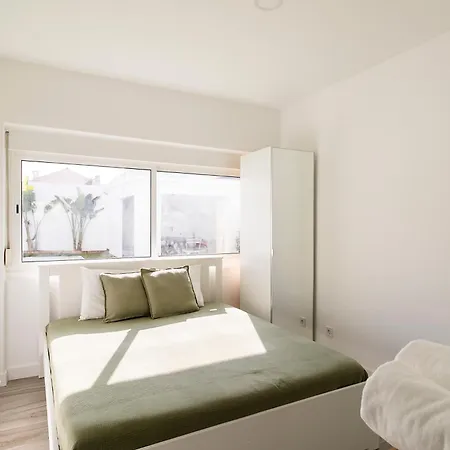 Lazy Point Caparica Villa