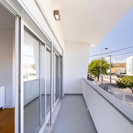 Lazy Point Caparica Villa Costa de Caparica