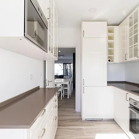 Lazy Point Caparica Costa de Caparica