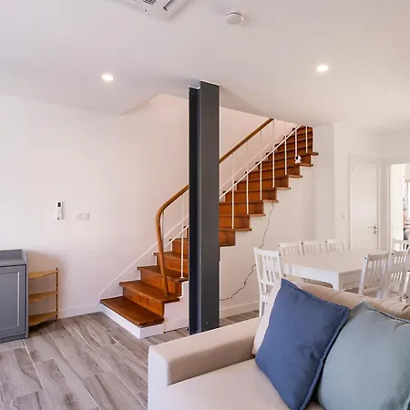 Lazy Point Caparica * Costa de Caparica