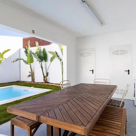 Lazy Point Caparica *