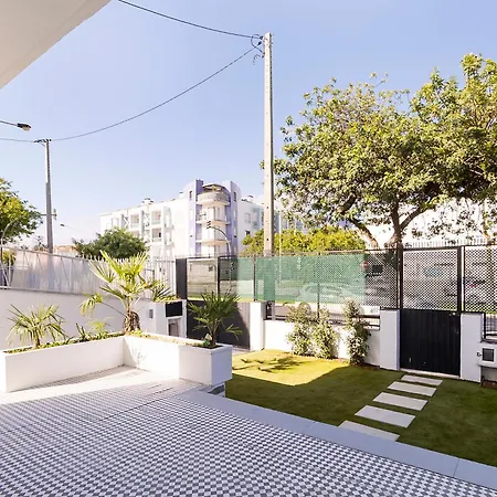 Lazy Point Caparica * Costa da Caparica