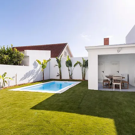 Lazy Point Caparica Villa *