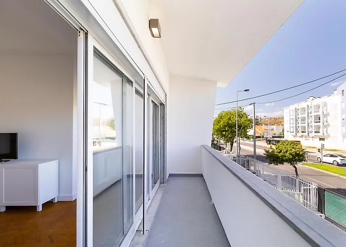 Lazy Point Caparica Villa Costa de Caparica