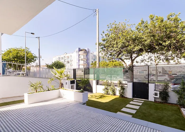 Lazy Point Caparica * Costa de Caparica