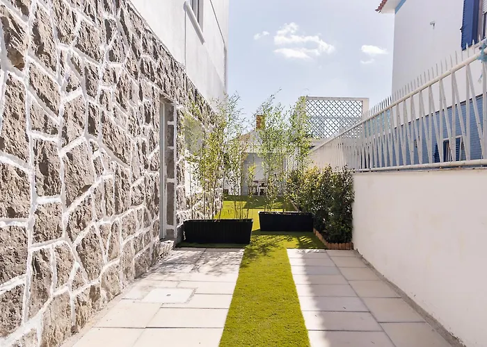 Lazy Point Caparica Costa de Caparica