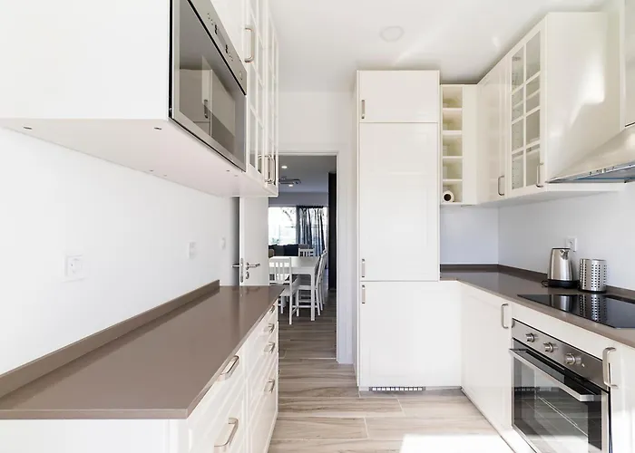 Lazy Point Caparica Costa de Caparica