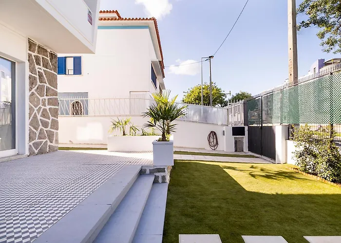 Lazy Point Caparica Costa de Caparica