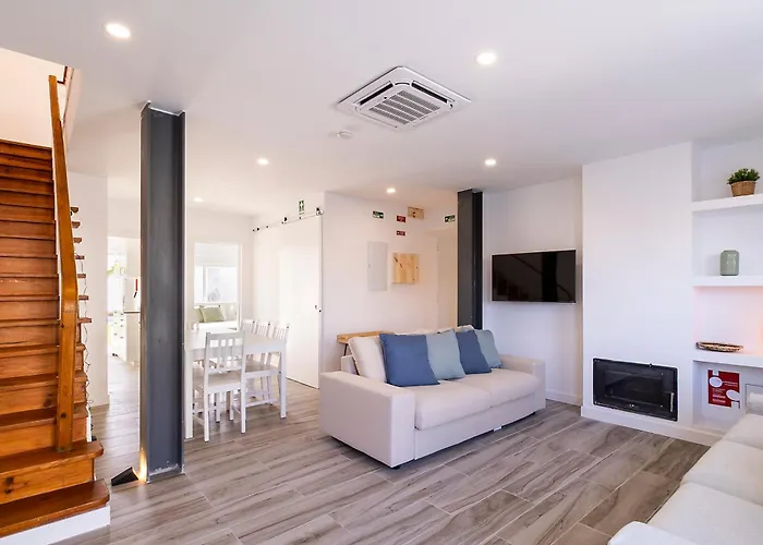 Lazy Point Caparica *