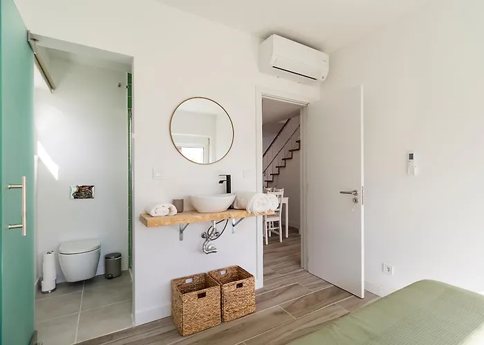 Lazy Point Caparica *